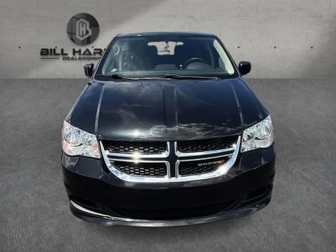 Used 2018 Dodge Grand Caravan SE FWD image 2