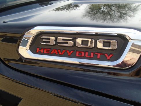 Used 2024 RAM 3500 Limited w/ Safety Group image 22