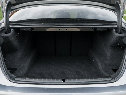 Used 2019 BMW 530i xDrive w/ Convenience Package image 26