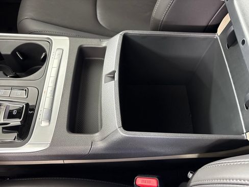 New 2026 Kia Carnival EX FWD image 45