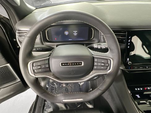 Used 2022 Jeep Wagoneer Series II image 11