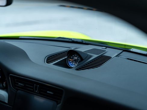 Used 2018 Porsche 911 GT3 RWD image 35
