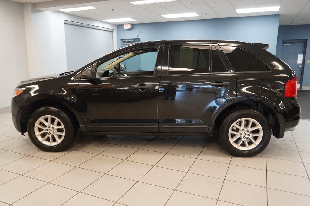 Used 2014 Ford Edge SE FWD image 2