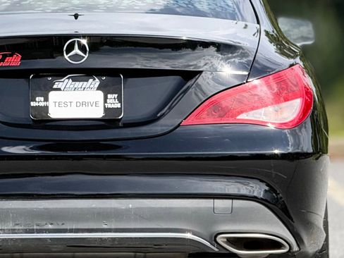 Used 2018 Mercedes-Benz CLA 250 image 17