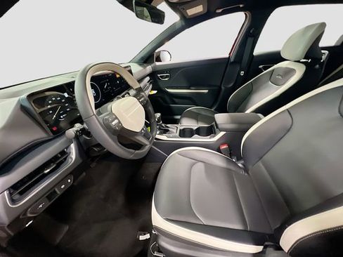 New 2025 Kia K4 GT-Line w/ GT-Line Premium Package image 22