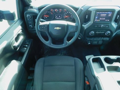 Used 2024 Chevrolet Silverado 2500 Custom image 14