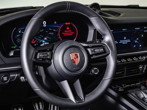 Used 2026 Porsche 911 Carrera T RWD image 22