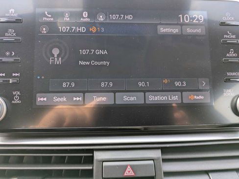 Used 2018 Honda Accord EX-L image 11