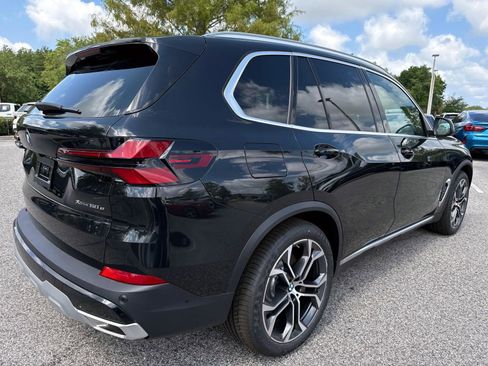 New 2026 BMW X5 xDrive50e w/ Executive Package image 3