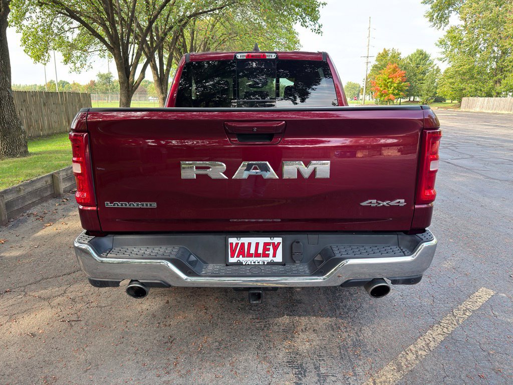 Used 2025 RAM 1500 Laramie AWD/4WD image 16