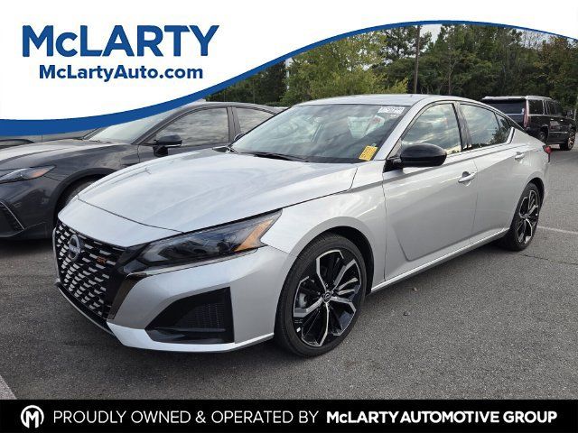 Used 2025 Nissan Altima 2.5 SR FWD 360° Tour