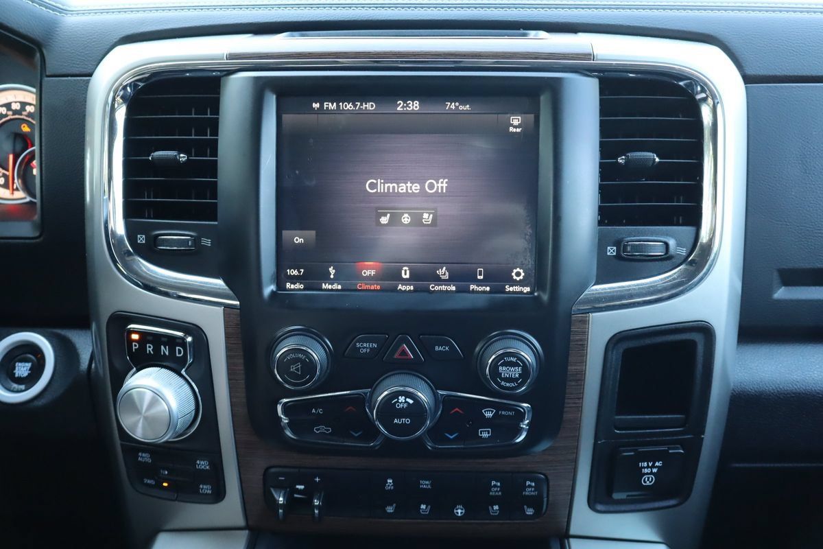 Used 2018 RAM 1500 Laramie w/ Convenience Group AWD/4WD image 33