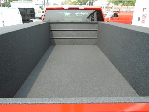 New 2025 GMC Sierra 3500 Pro w/ Convenience Package image 7