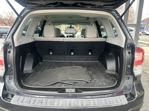 Used 2018 Subaru Forester 2.5i w/ Alloy Wheel Package image 18