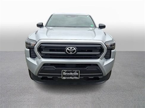 Certified 2025 Toyota Tacoma SR image 2