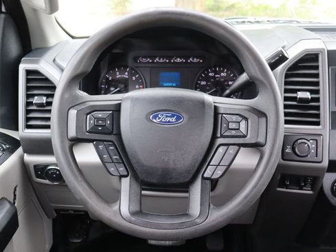 Used 2019 Ford F250 XL w/ Power Equipment Group AWD/4WD image 18