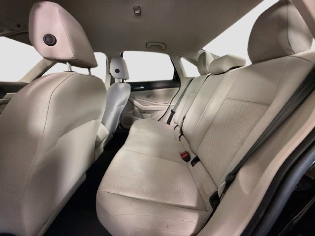 Used 2019 Volkswagen Jetta R-Line FWD image 22
