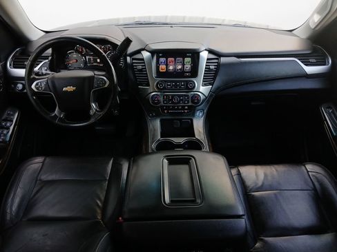 Used 2018 Chevrolet Suburban LT RWD image 20