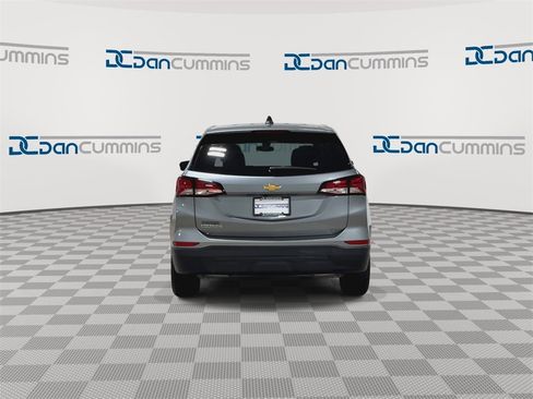 Used 2023 Chevrolet Equinox LS image 7