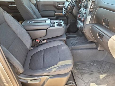 Used 2021 Chevrolet Silverado 1500 LT image 10