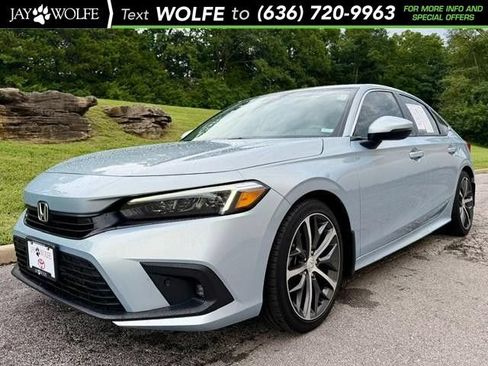 Used 2023 Honda Civic Touring image 1