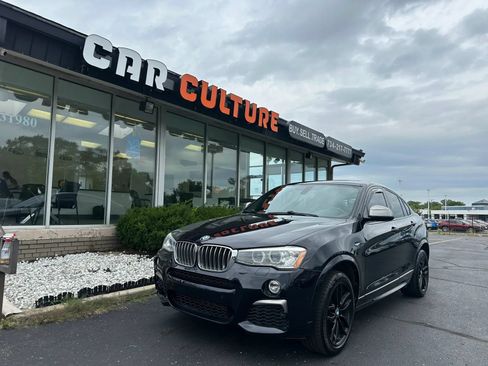 Used 2018 BMW X4 M40i AWD/4WD image 1