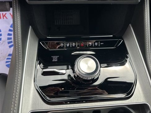 New 2026 Jeep Grand Wagoneer Limited AWD/4WD image 14