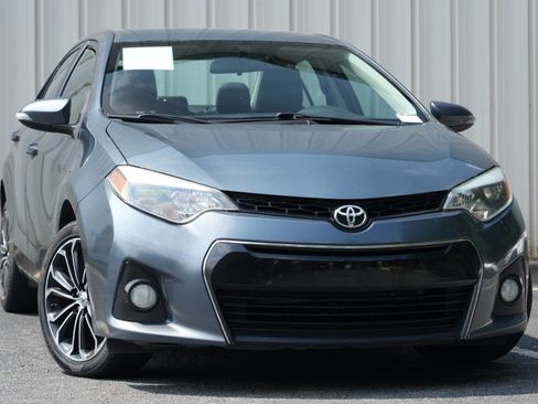 Used 2014 Toyota Corolla S FWD image 2
