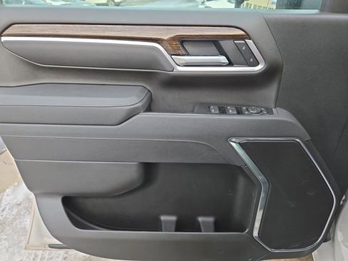 New 2026 GMC Sierra 2500 SLE image 4