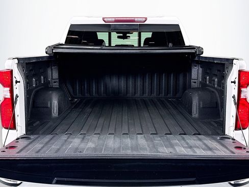 Used 2019 Chevrolet Silverado 1500 LT w/ All-Star Edition image 21