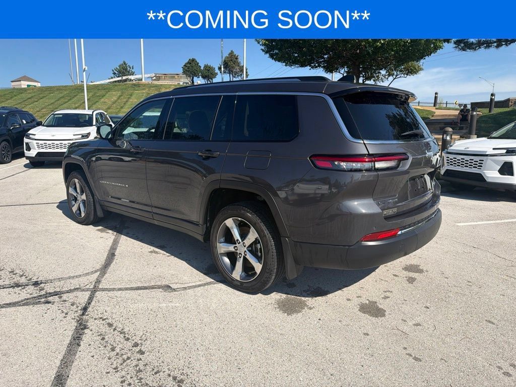 Used 2022 Jeep Grand Cherokee L Limited w/ Trailer Tow Group (B) AWD/4WD image 8