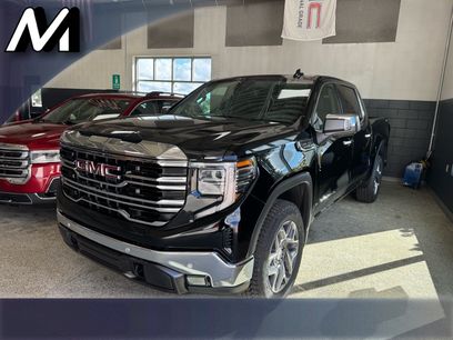 New 2026 GMC Sierra 1500 SLT w/ SLT Convenience Package
