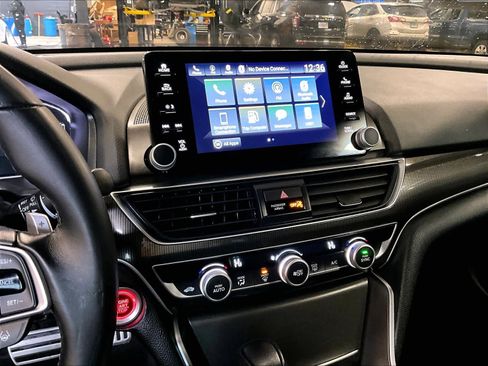 Used 2022 Honda Accord Sport image 18