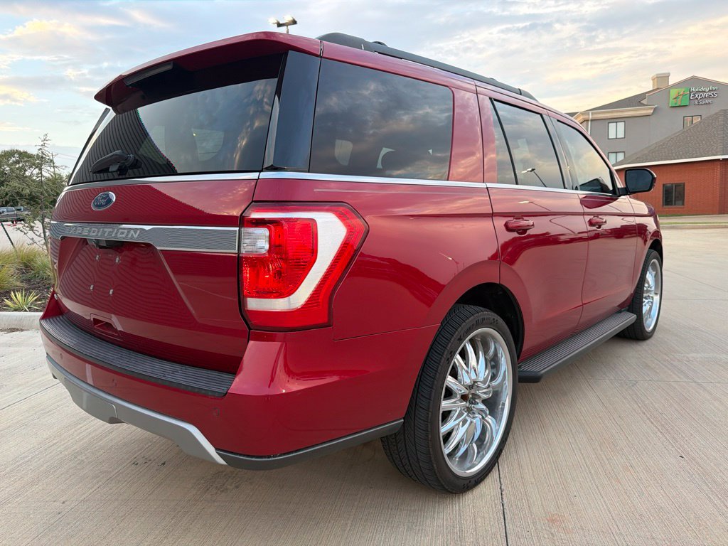 Certified 2020 Ford Expedition XLT w/ Cargo Package RWD image 3