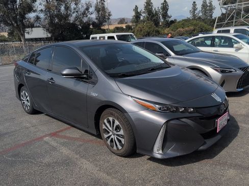 Used 2020 Toyota Prius Prime XLE w/ Carpet Mat Package FWD image 1