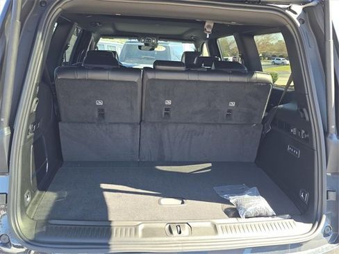 New 2025 Jeep Wagoneer Series II image 9