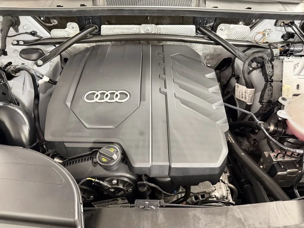 Used 2022 Audi Q5 2.0T Premium Plus AWD/4WD image 9