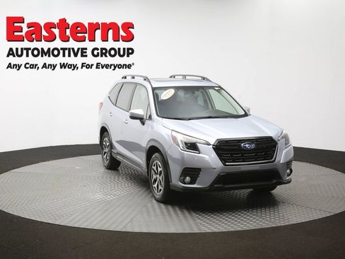Used 2023 Subaru Forester Premium AWD/4WD image 54