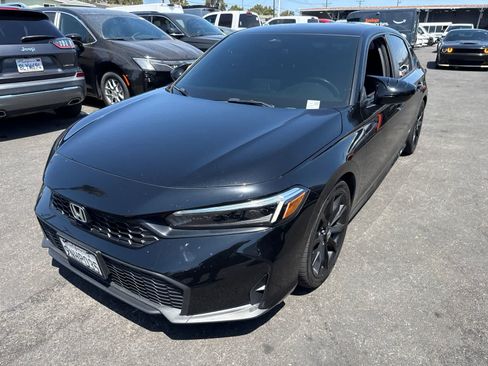 Used 2025 Honda Civic Sport image 1