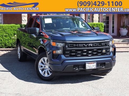Used 2022 Chevrolet Silverado 1500 Custom AWD/4WD image 1