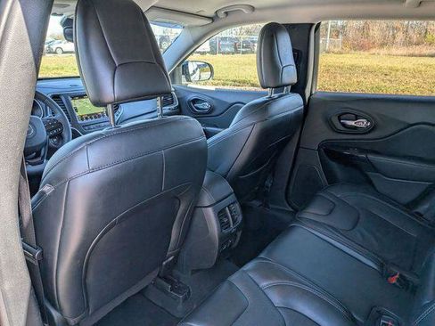 Certified 2023 Jeep Cherokee Altitude Lux image 26