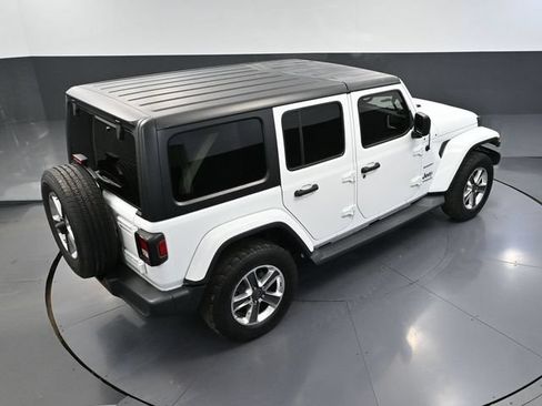 Used 2019 Jeep Wrangler Unlimited Sahara AWD/4WD image 53