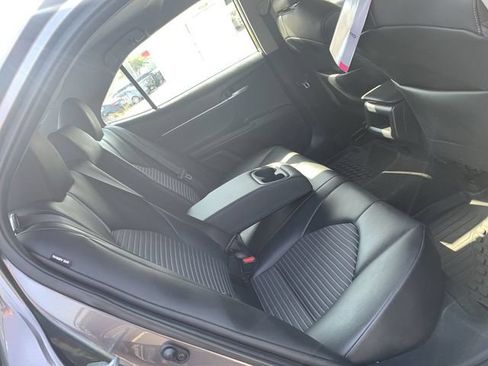 Used 2023 Toyota Camry SE FWD image 12
