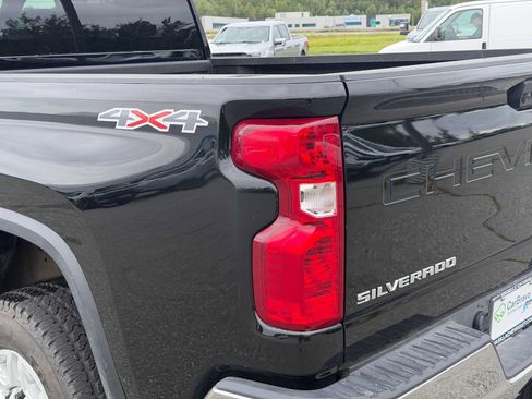 Certified 2026 Chevrolet Silverado 2500 LT w/ Convenience Package AWD/4WD image 16