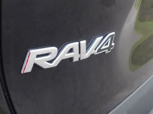 Used 2024 Toyota RAV4 XLE AWD/4WD image 34