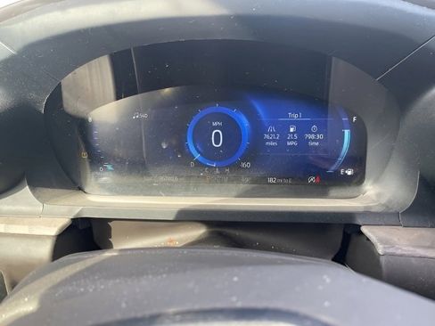 Used 2020 Ford Explorer Platinum w/ Premium Technology Package image 19