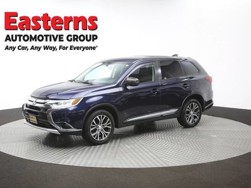 Used 2018 Mitsubishi Outlander ES AWD/4WD image 55