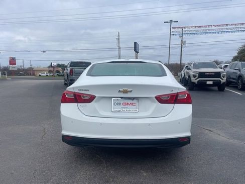 Used 2024 Chevrolet Malibu LT image 4
