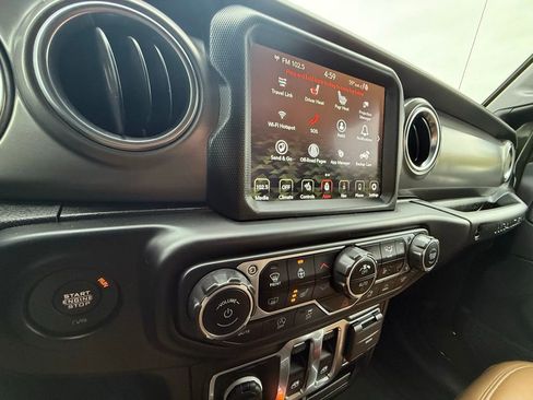 Used 2022 Jeep Wrangler Rubicon image 27