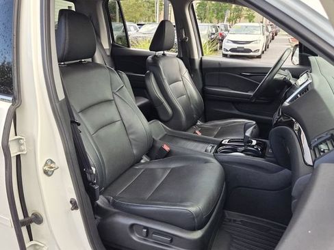 Used 2017 Honda Ridgeline RTL-E image 19